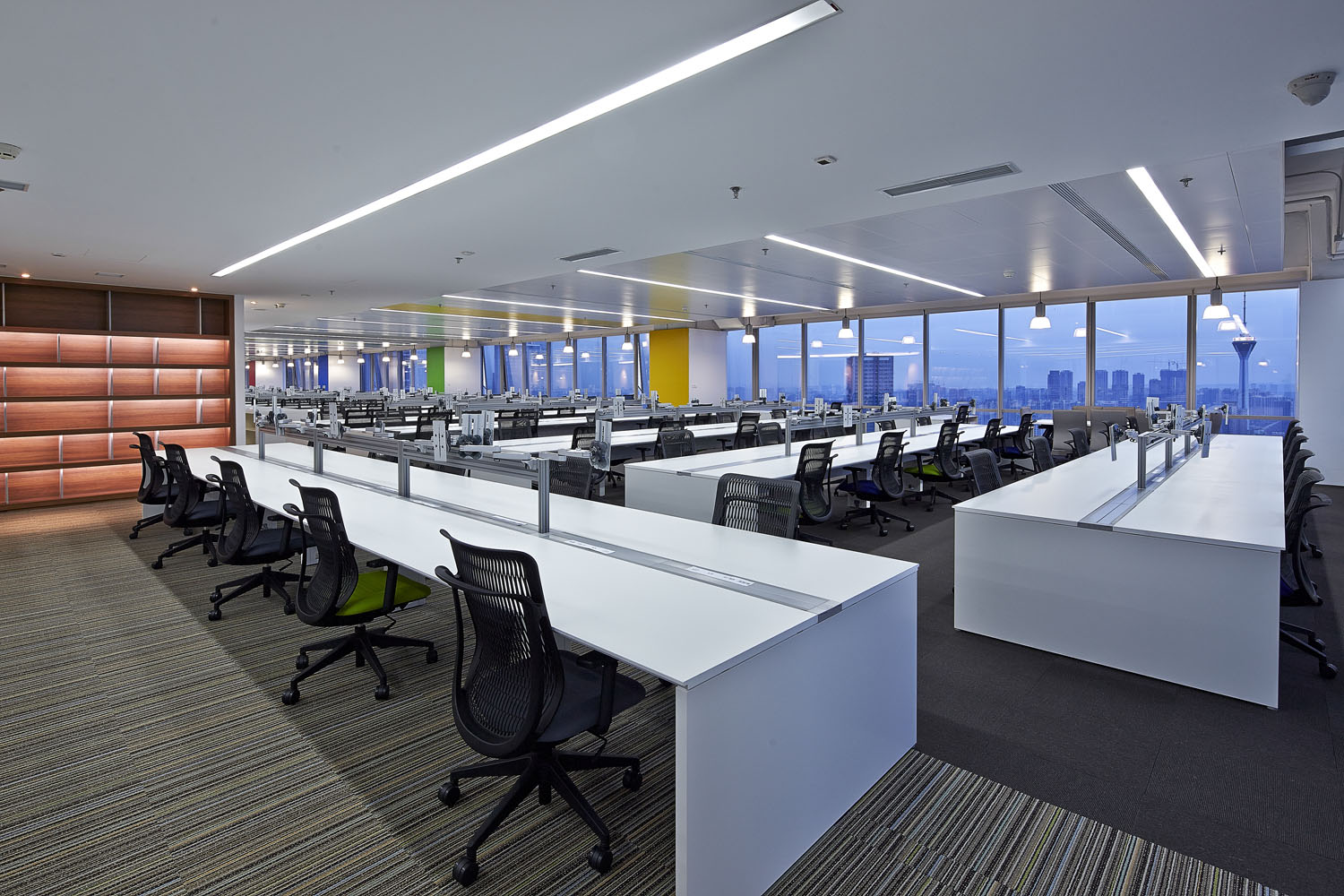 成都時(shí)代一號(hào) 辦公室裝修(圖12) 成都時(shí)代一號(hào) 辦公室裝修(圖12)