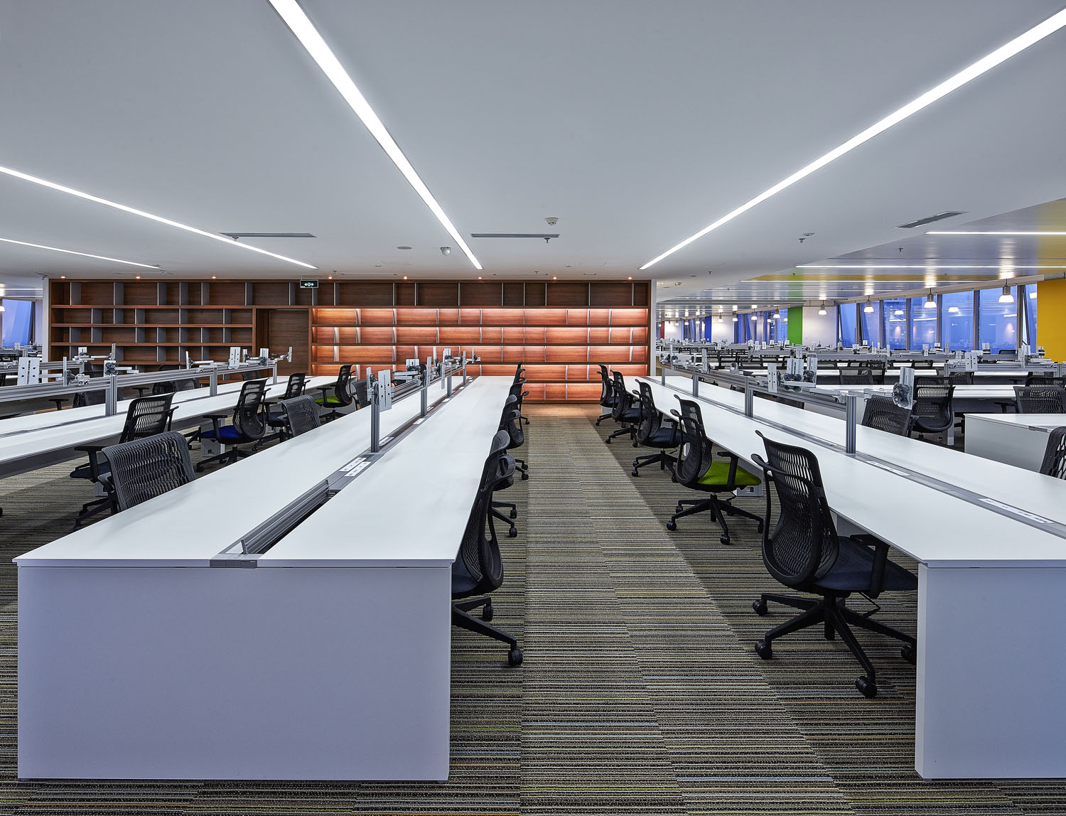 成都時(shí)代一號(hào) 辦公室裝修(圖32) 成都時(shí)代一號(hào) 辦公室裝修(圖32)