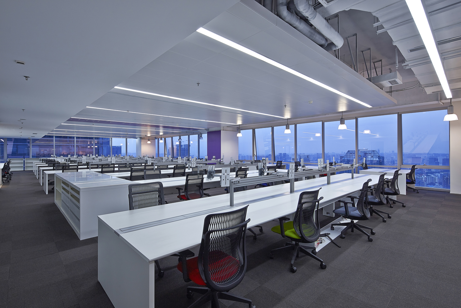 成都時(shí)代一號(hào) 辦公室裝修(圖9) 成都時(shí)代一號(hào) 辦公室裝修(圖9)