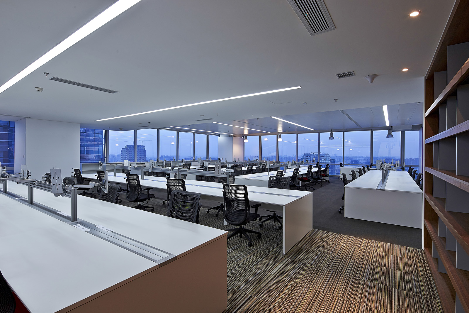 成都時(shí)代一號(hào) 辦公室裝修(圖8) 成都時(shí)代一號(hào) 辦公室裝修(圖8)